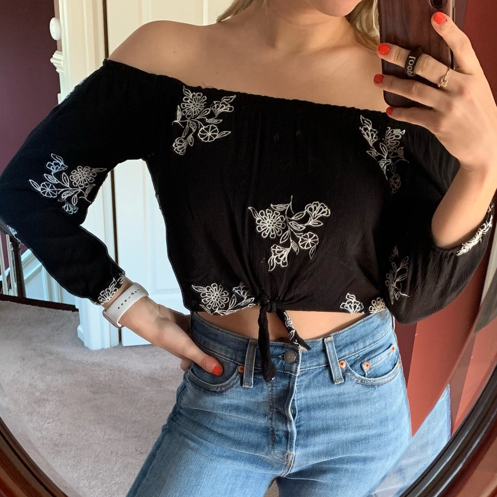 PacSun Off the Shoulder Black Crop Top w/ Flowers
